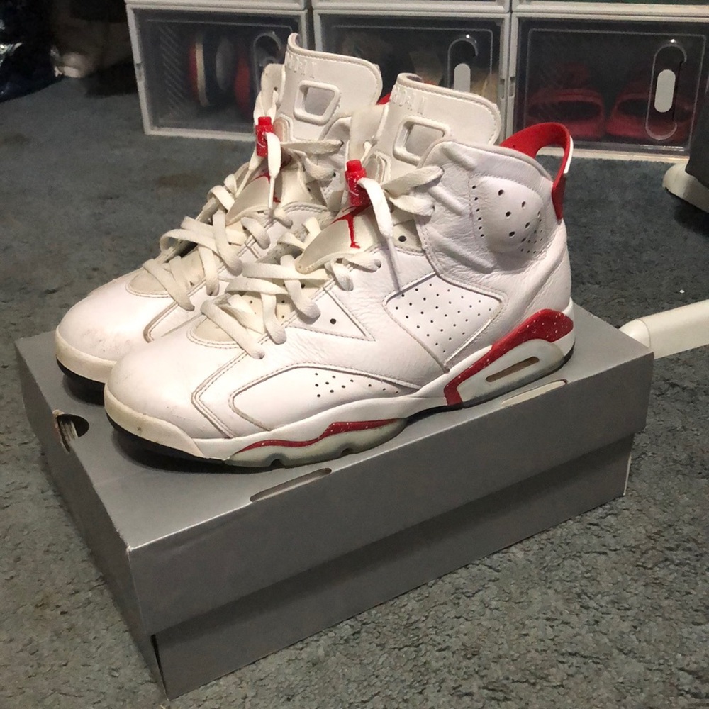 Jordan 6s